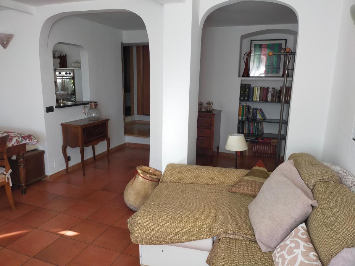 Appartamento Incantevole Con Giardino เจนัว ภายนอก รูปภาพ